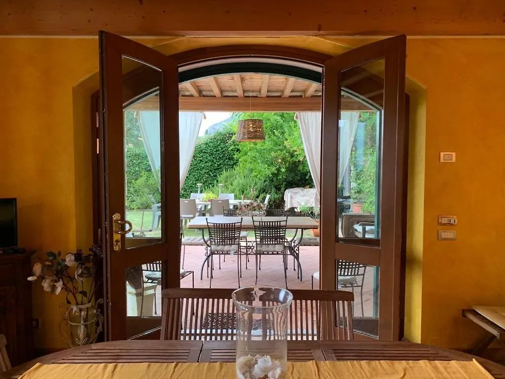 Garda Lake With Private Pool Italien