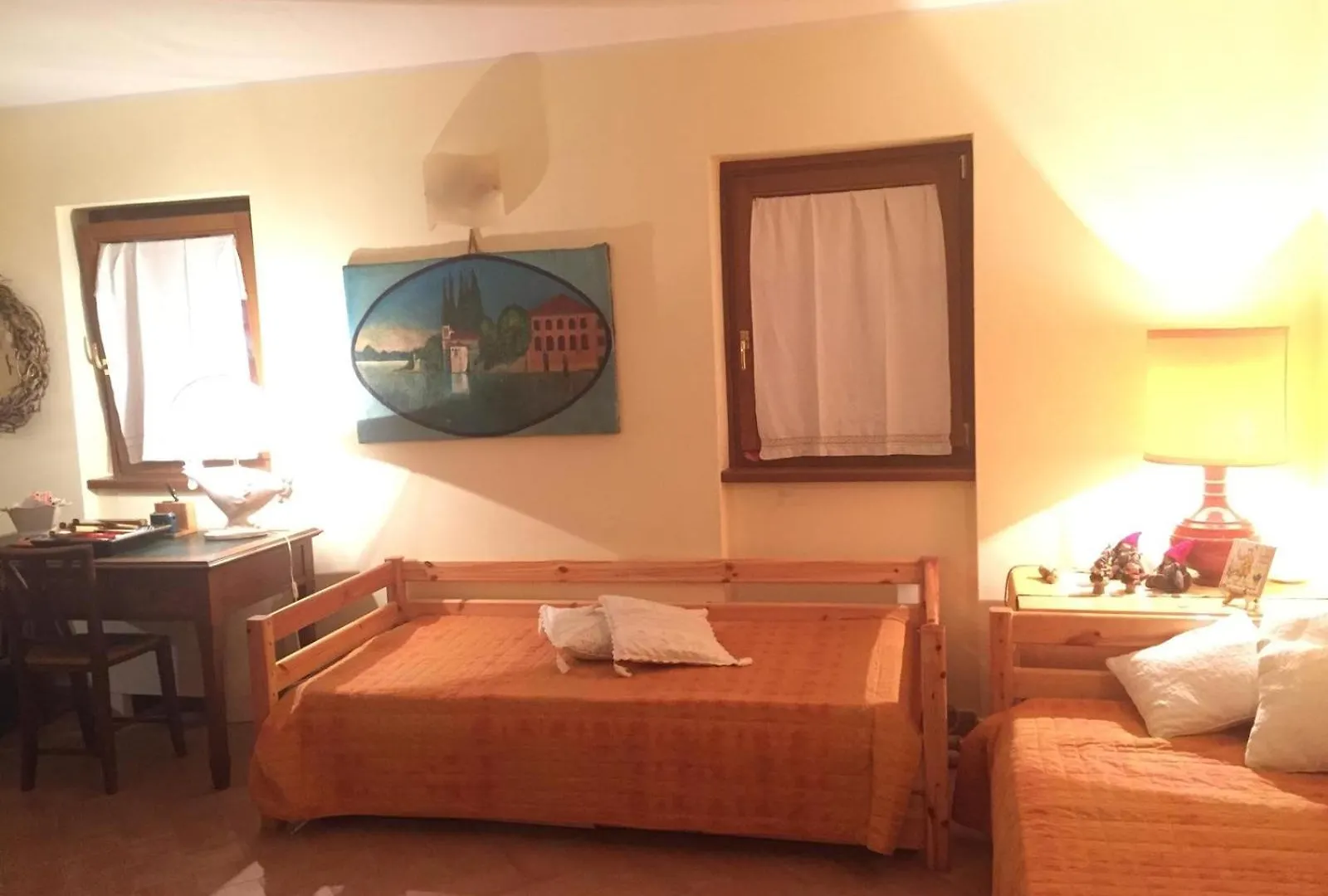 Garda Lake With Private Pool Italien